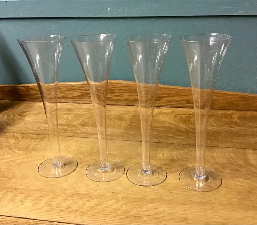 SET OF 4 VINTAGE CHAMPAGNE FLUTES Second Chance