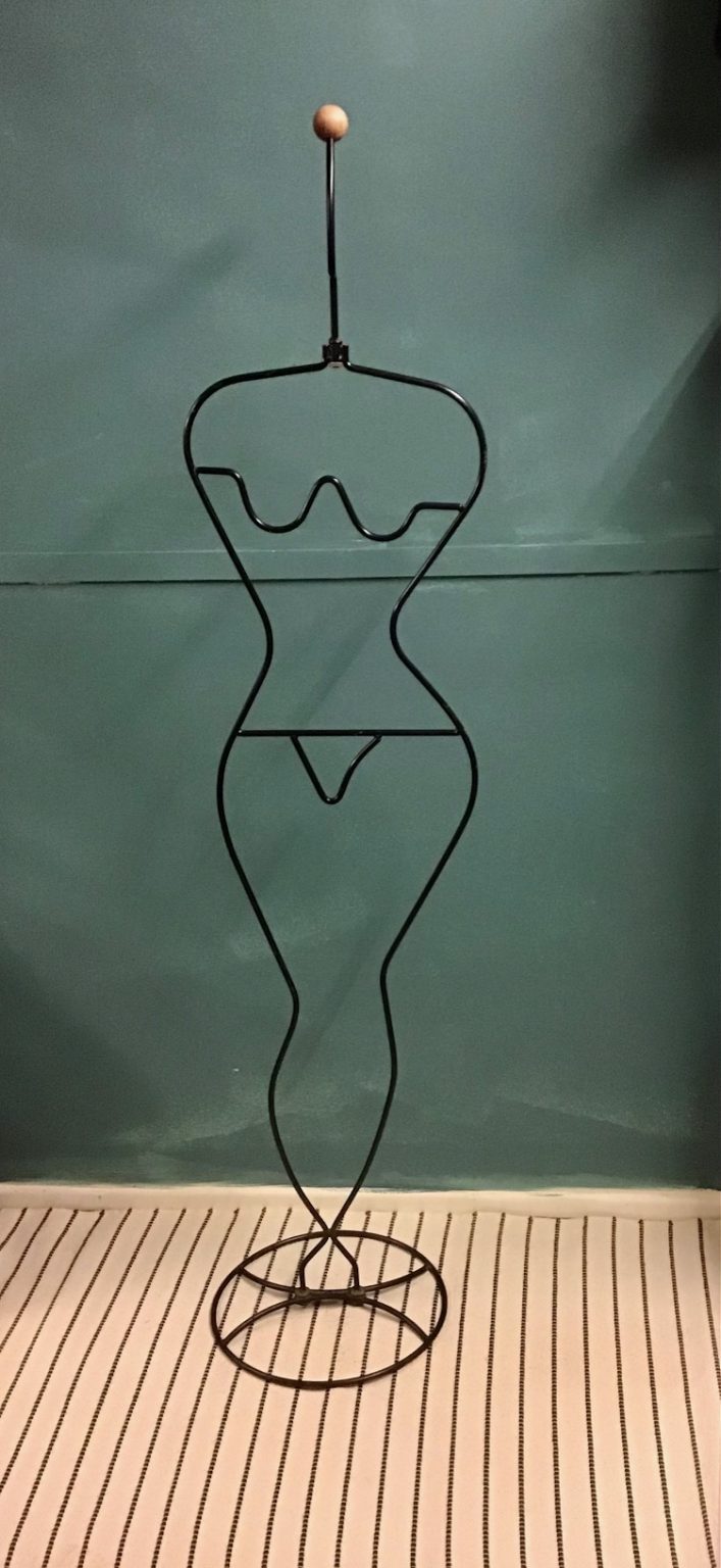 VINTAGE TUBULAR STEEL FRAME MANNEQUIN STYLE STAND Second Chance